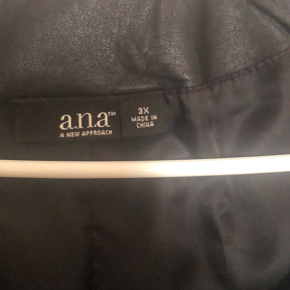 Leather Jacket - Picture 3 of 5